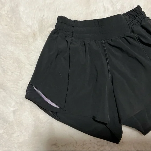 Lululemon Hotty Hot Low Rise Size 2 Black Shorts 2.5” lined - Picture 3 of 9